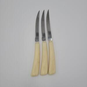Quikut Kitchen Utensil Steak Knives One Size Cream Serrated Stainless Steel